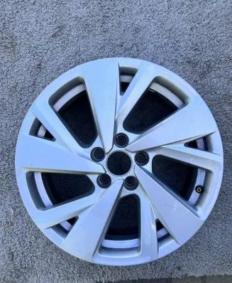 Volkswagen Taigo R16 alloy rim 2G7601025