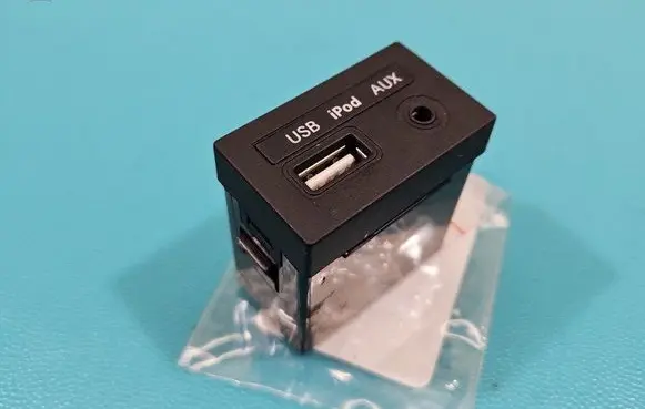 Hyundai i40 USB socket connector 96120-3Z1504X IMPRK1491009