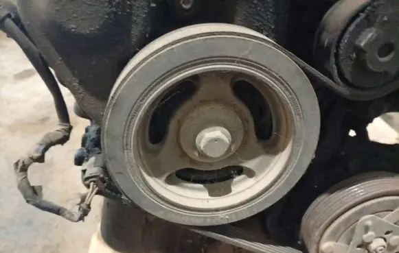 Citroen C4 I Picasso Crankshaft pulley