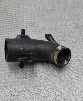Suzuki Liana Air intake hose/pipe