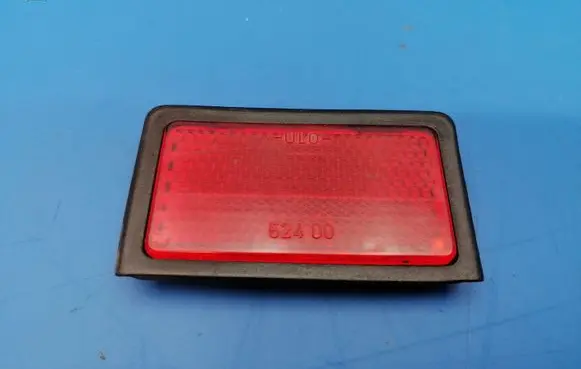 Mercedes-Benz S W126 Rear door interior light 1268200074