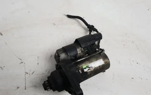Volkswagen Scirocco Starter motor 02Z911024P 070911