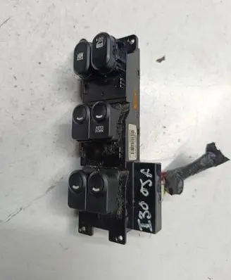 Hyundai i30 Electric sliding door switch 1AFW78F1