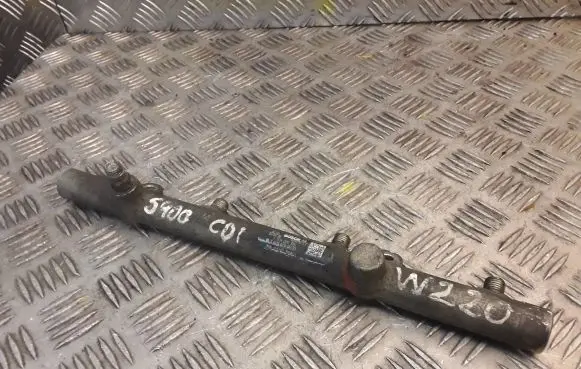 Mercedes-Benz S W220 Fuel main line pipe 6280700095 A6280700095