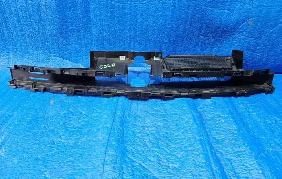Renault Captur II Radiator trim 626851336R