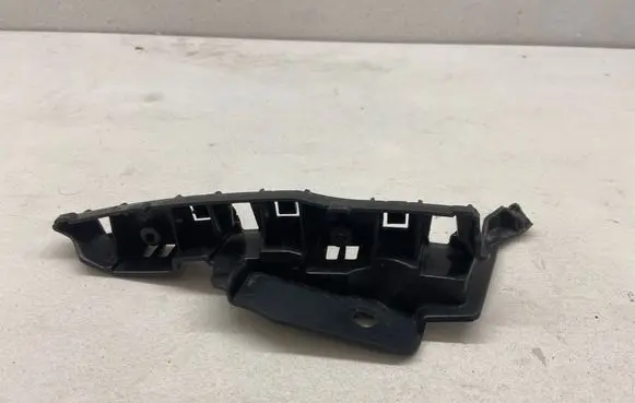 Renault Kadjar Front bumper mounting bracket 622232473r