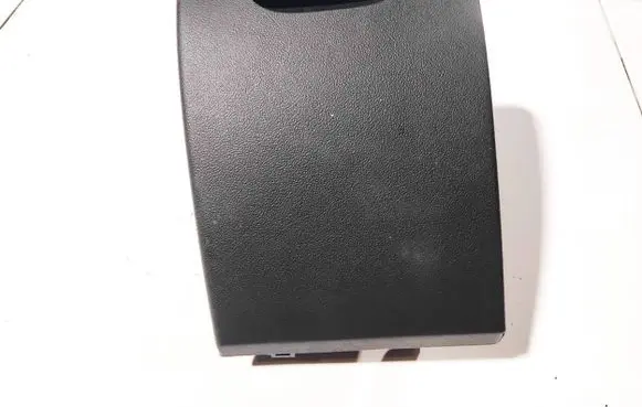 Citroen C5 Glove box 9682440377 6-304-0914