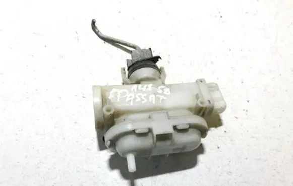 Volkswagen PASSAT B3 Central locking vacuum pump 357862153