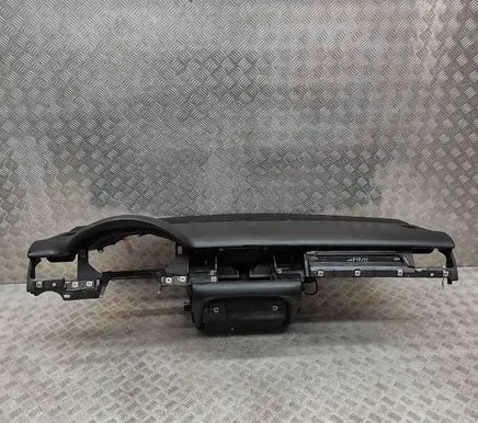 Audi A8 S8 D3 4E Dashboard 4E1857003D