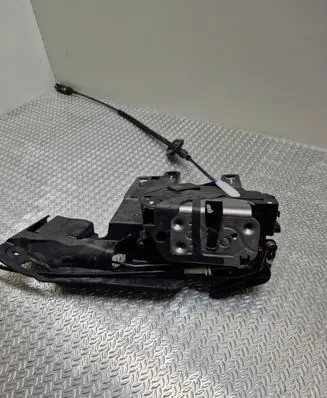 Ford Fiesta Front door lock 40534183 8A6AA21813AA