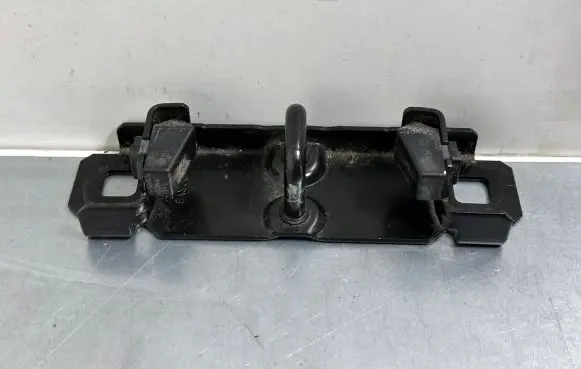 Ford C-MAX II Loading door lock loop/hook striker AM51U404B12