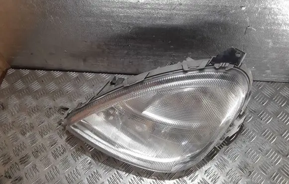 Mercedes-Benz A W168 Headlight/headlamp A1688200161 0301152201