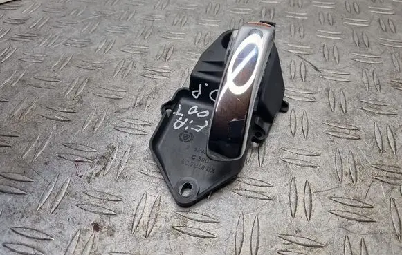 Fiat 500 Front door interior handle 607048DX RH1513720 1513720