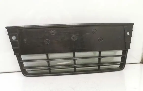 Ford Focus Front bumper lower grill D2A3B BM5117K945F