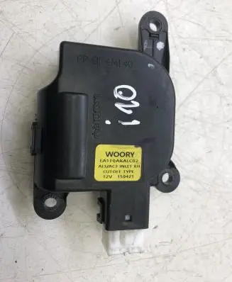 Hyundai i10 Air flap motor/actuator EA1F0AKALC02