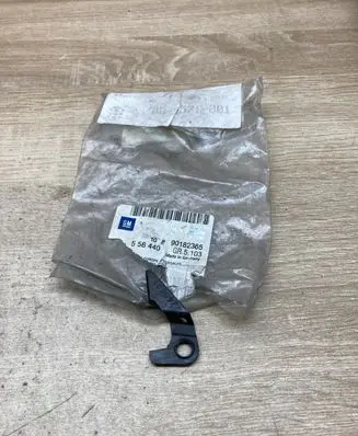 Opel Calibra Handbrake interior bracket 90182365