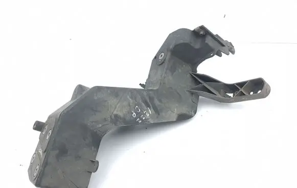 Jeep Grand Cherokee Headlight/headlamp mounting bracket