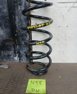 Volkswagen PASSAT B5 Rear coil spring