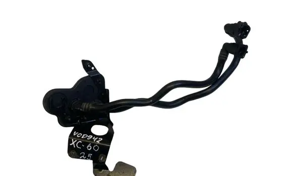 Volvo XC60 Engine coolant pipe/hose 32138001 31380898 3213800C