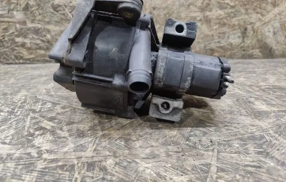 Mercedes-Benz S W140 Secondary air pump A0001403585