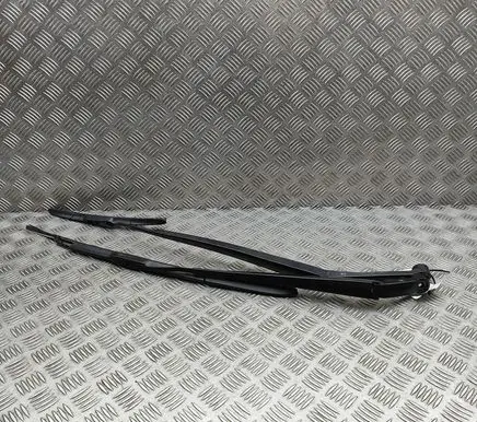 Toyota Prius xw60 Windshield/front glass wiper blade 8522147230 8521147270
