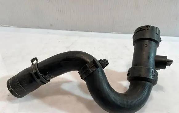 Audi A6 S6 C5 4B Engine coolant pipe/hose 4B0121049D