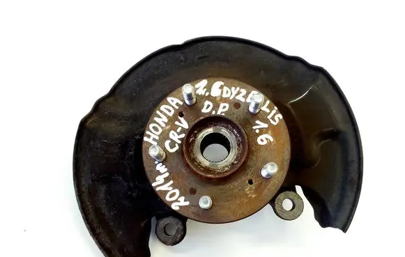 Front wheel hub