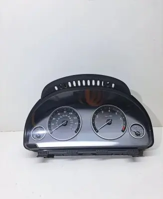 BMW 5 F10 F11 Speedometer (instrument cluster) 9249343 211994506 25811511