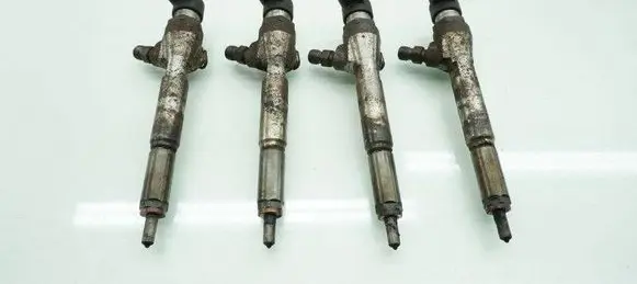 Fuel injector