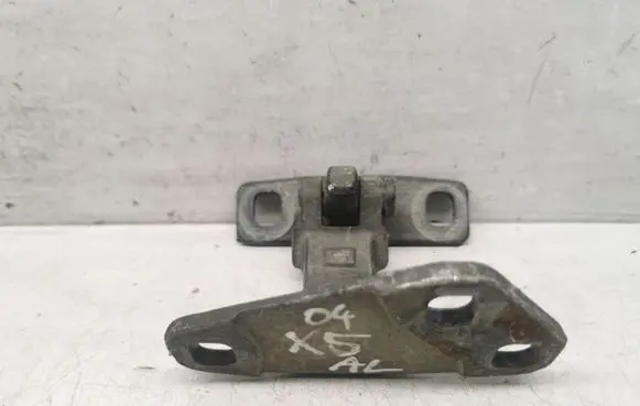 BMW X5 E53 Tailgate/trunk/boot hinge 8402183
