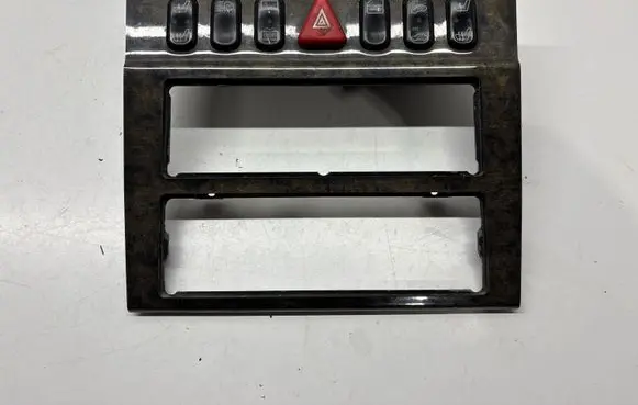 Mercedes-Benz E W210 Seat heating switch 2108200151