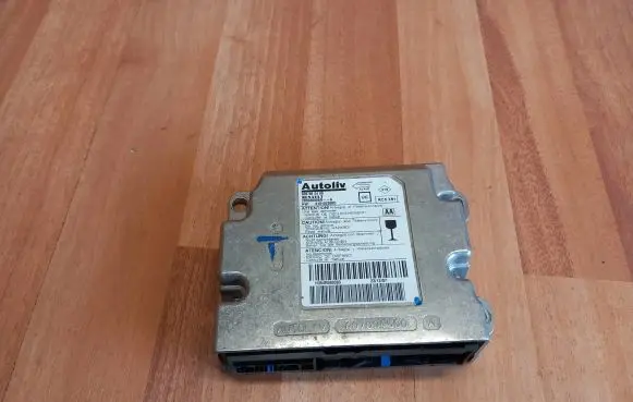 Renault Laguna III Airbag control unit/module 285580006R 610102200D 606982400