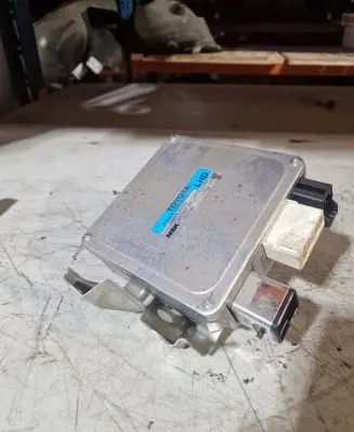 Toyota RAV 4 (XA30) Other control units/modules 8965042040