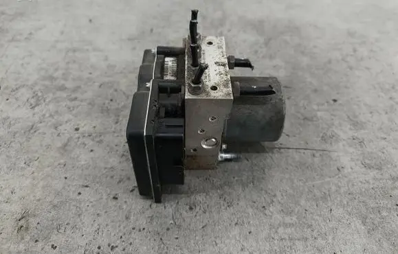Peugeot 308 ABS Pump 