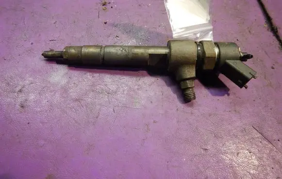 Lancia Kappa Fuel injector 