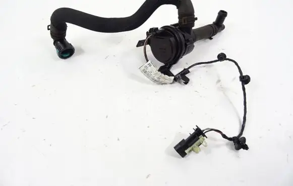 Jaguar XE Water pump 0392023249