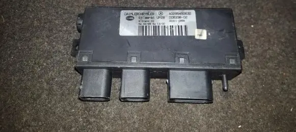 Mercedes-Benz C W203 Other control units/modules a0295450632 up28