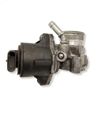 Mercedes-Benz C W205 EGR valve A6541400460