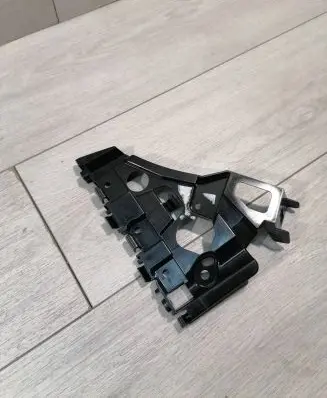 Opel Astra J Front bumper mounting bracket 13368872