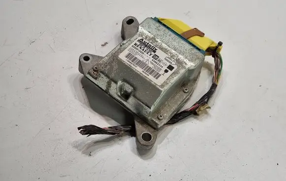 Opel Vivaro Airbag control unit/module 8200912435 93862334