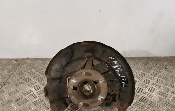 Ford Kuga I Front wheel hub