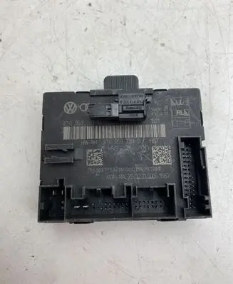 Audi A4 S4 B8 8K Door control unit/module 8T0959793B