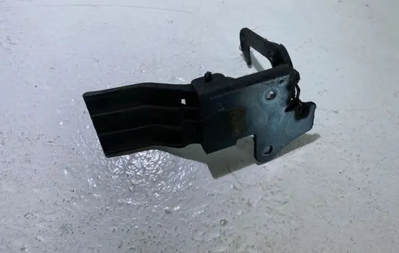 Audi A1 Engine bonnet/hood lock/catch 8X0823480A