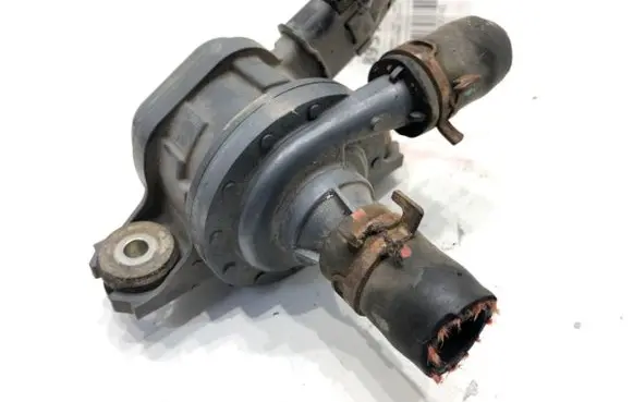 Toyota Camry VIII XV70 Oil filter mounting bracket G904033050
