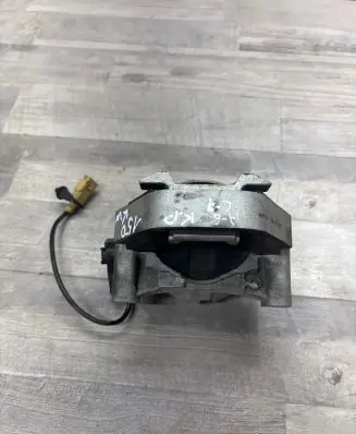 Volkswagen Transporter - Caravelle T5 Engine mount bracket 1001990307 T1062
