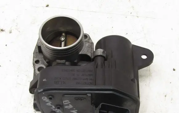 Opel Crossland X Throttle body valve 9673622360