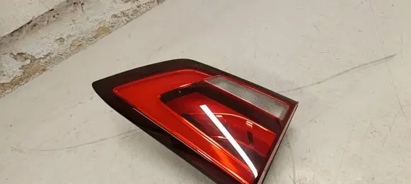MG ZS Tailgate rear/tail lights 10571683