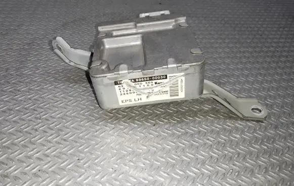 Toyota Yaris Power steering control unit/module 896500D030