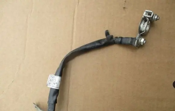 Hyundai i30 Negative earth cable (battery) 918602L001