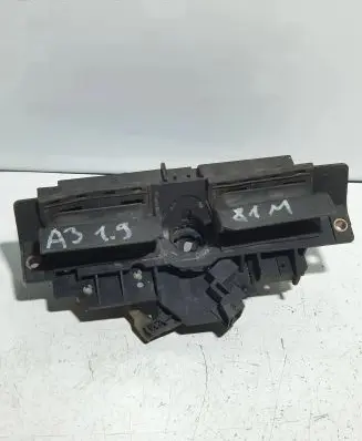 Audi A3 S3 8L Tailgate/trunk/boot exterior handle 4B0827565H 8D9827565A